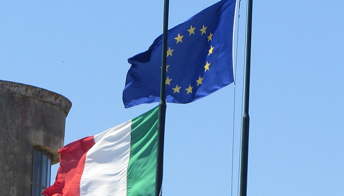 Banderas de Italia y Europa