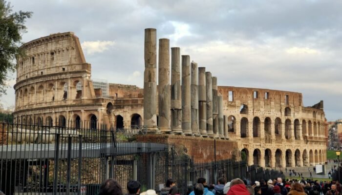 Coliseo de Roma desde el foro